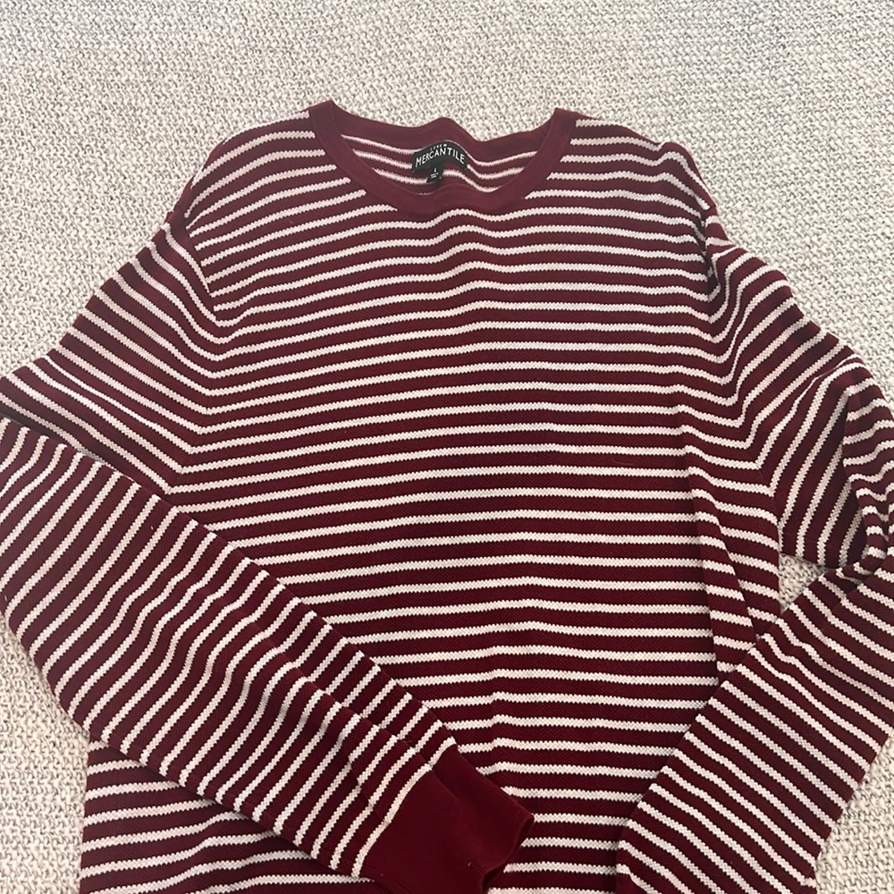 J Crew men’s maroon and white striped sweater. Size large. Good condition.